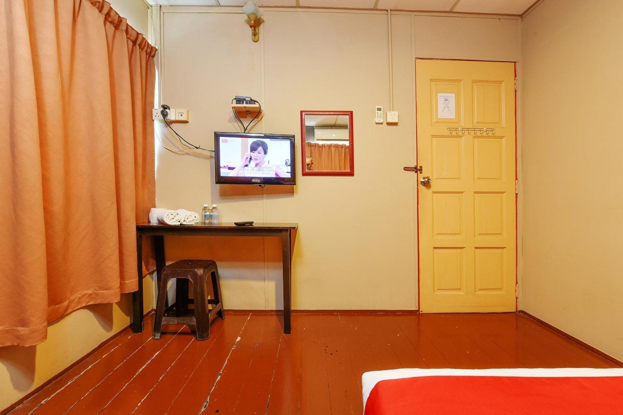 Oyo 90627 Pulau Ketam Inn Klang Exterior foto